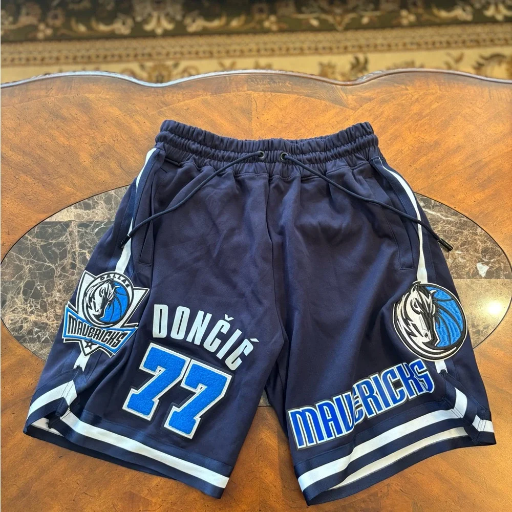 NBA Dallas Mavericks Luka Dončić Navy Blue Pro Standard Shorts Size Medium - Picture 1 of 6